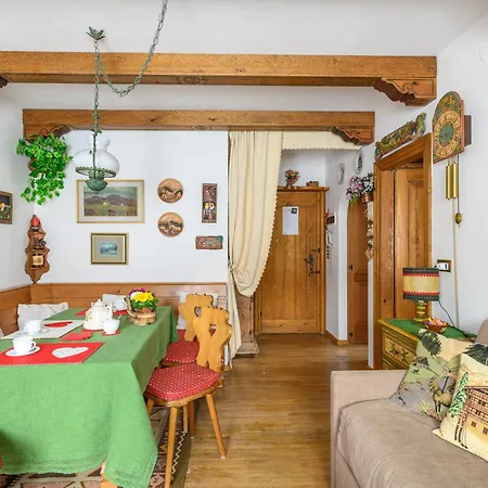 Ca' Dello Scoiattolo Apartment Cortina d'Ampezzo