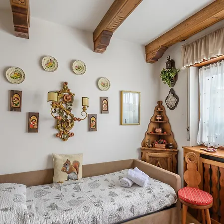Ca' Dello Scoiattolo Appartement *