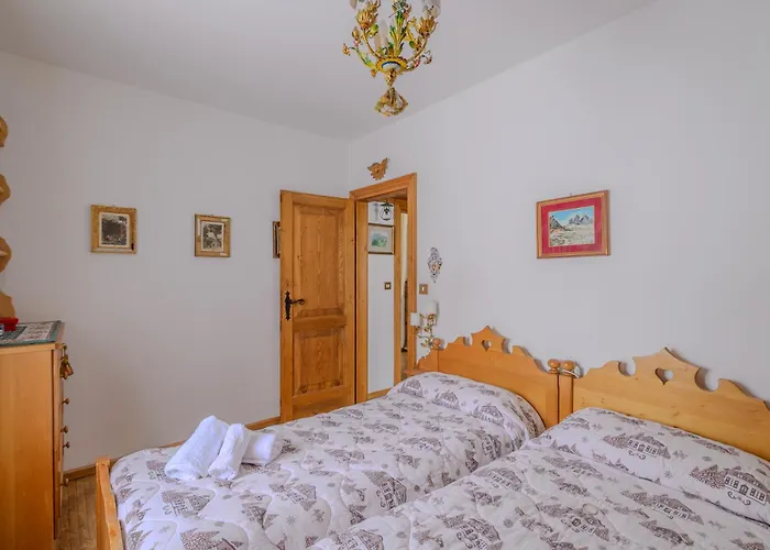 Ca' Dello Scoiattolo * Cortina dʼAmpezzo