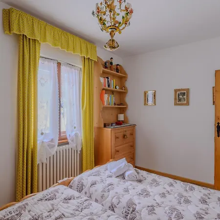 Ca' Dello Scoiattolo شقة
